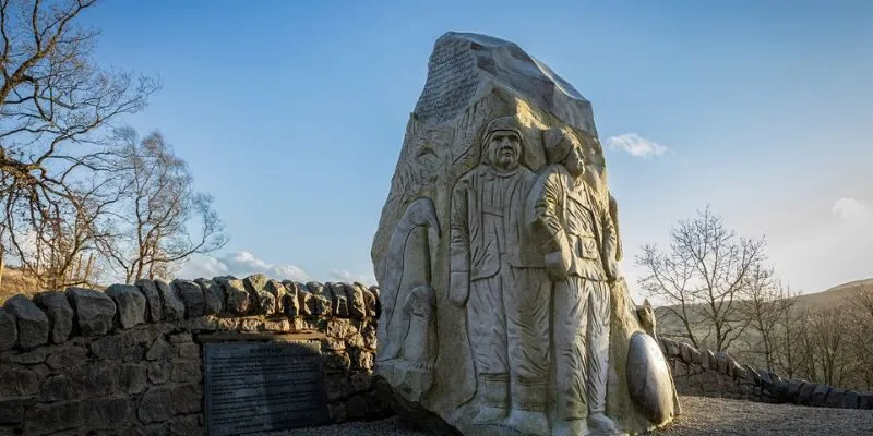 Learn about the history of families and traditions of the Highland region.