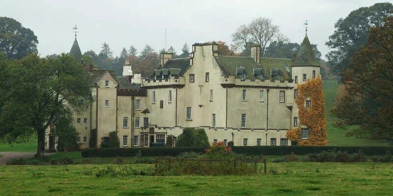 Medieval Castles Of Scottish